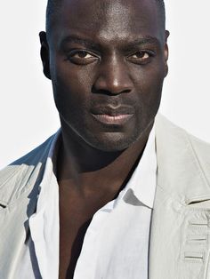 Adewale Akinnuoye-Agbaje