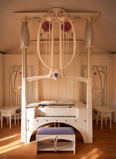 Charles Rennie Mackintosh